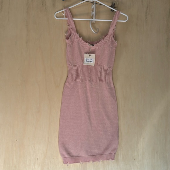 NWT SER.O.YA ISLA Dress.Clintz Rose. Size XS - Picture 3 of 11